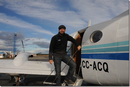 Boarding the flight to Antarctica, a Beechcraft King Air 100 Turoprop run as DAP flight 91, PUQ-SCRM.